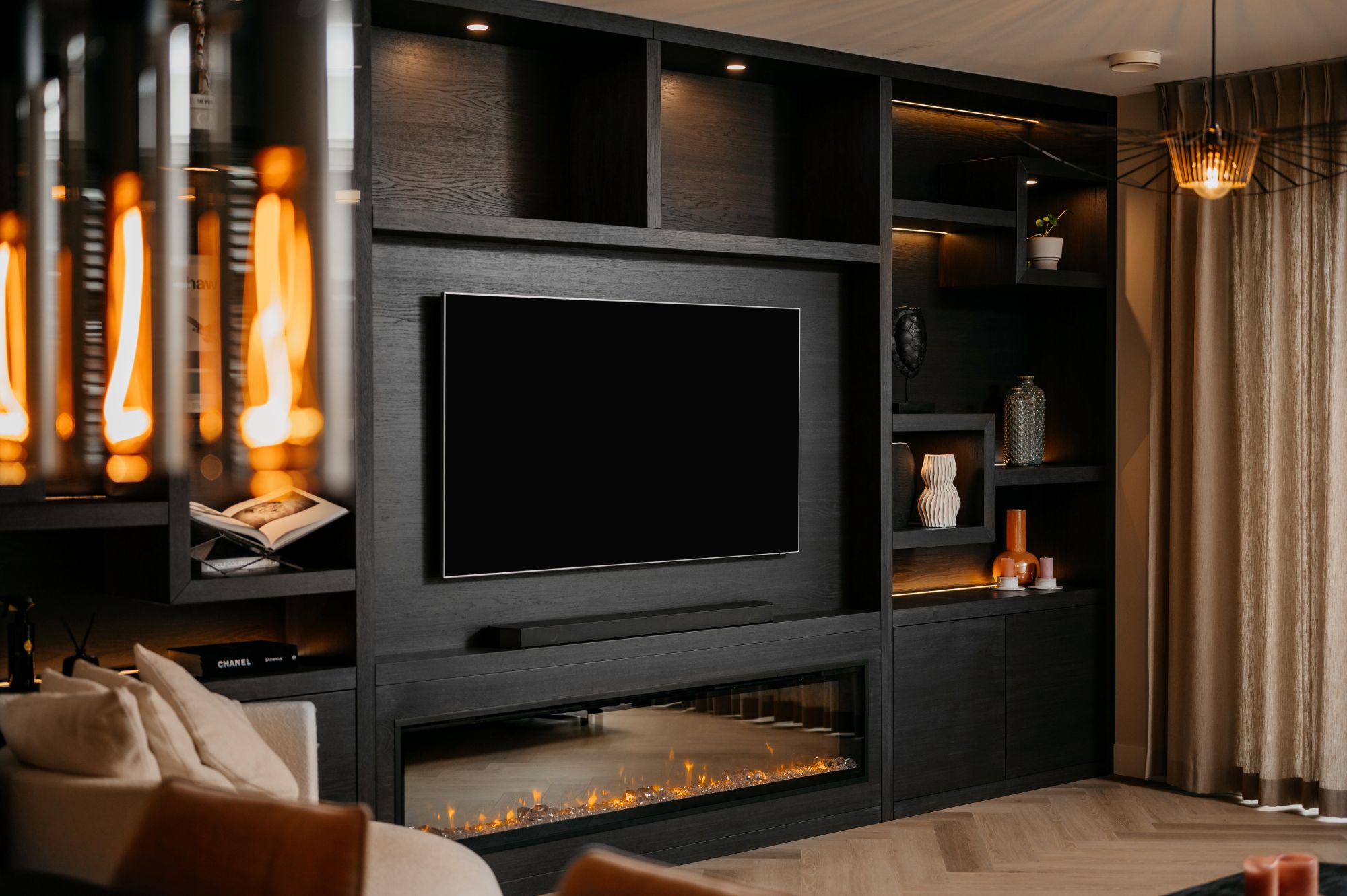 cinewall met haard