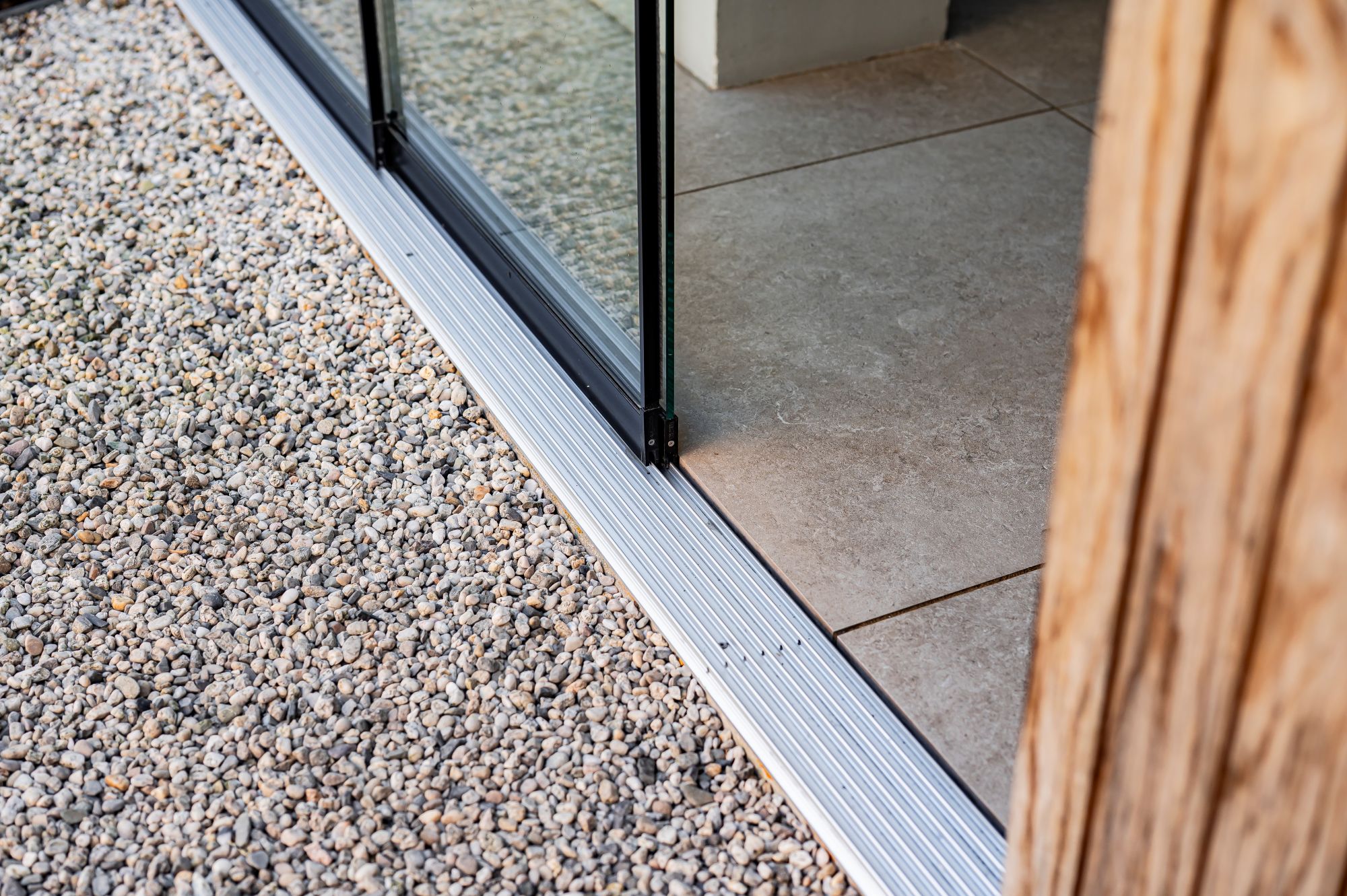 detail glazen schuifdeur