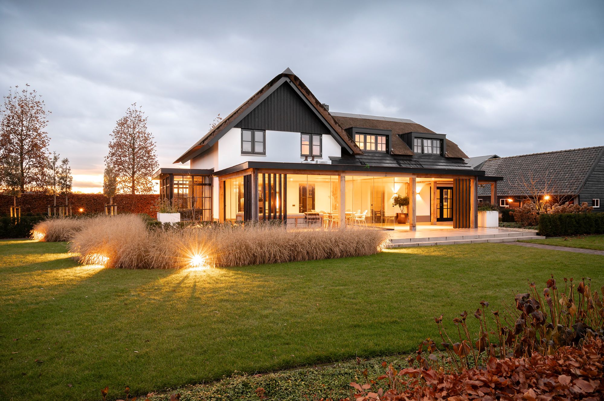 luxe veranda aan villa