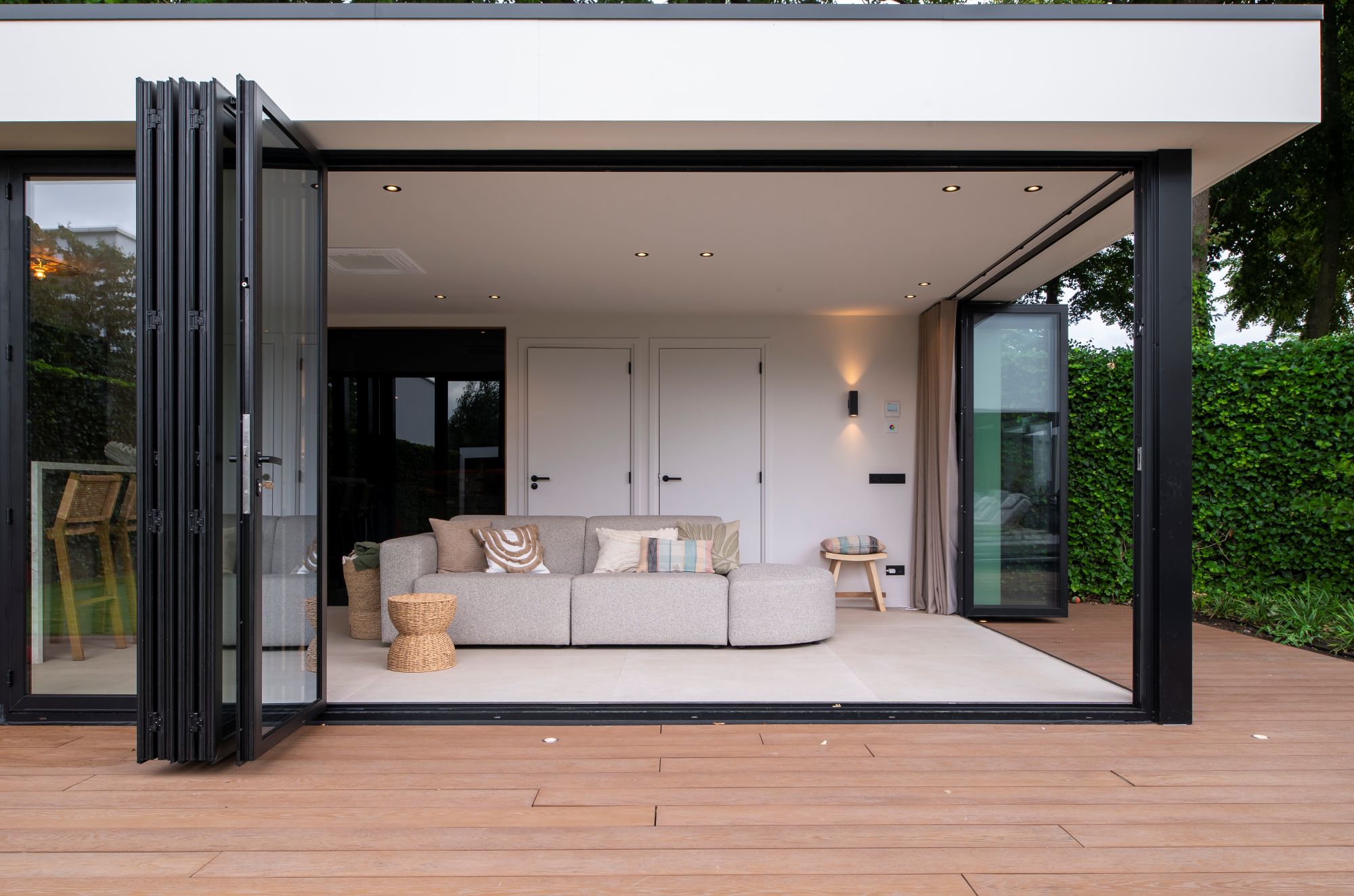 poolhouse met klapdeuren