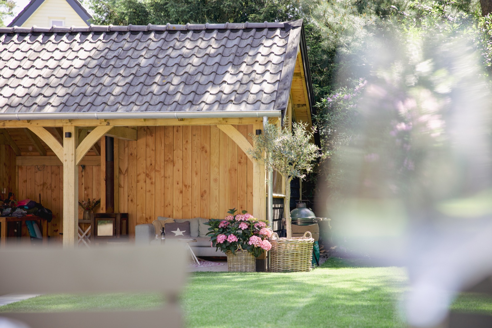 luxe overkapping in tuin