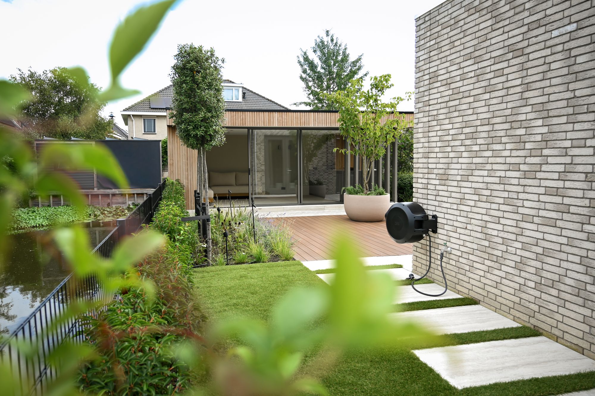 villatuin met tuinkamer