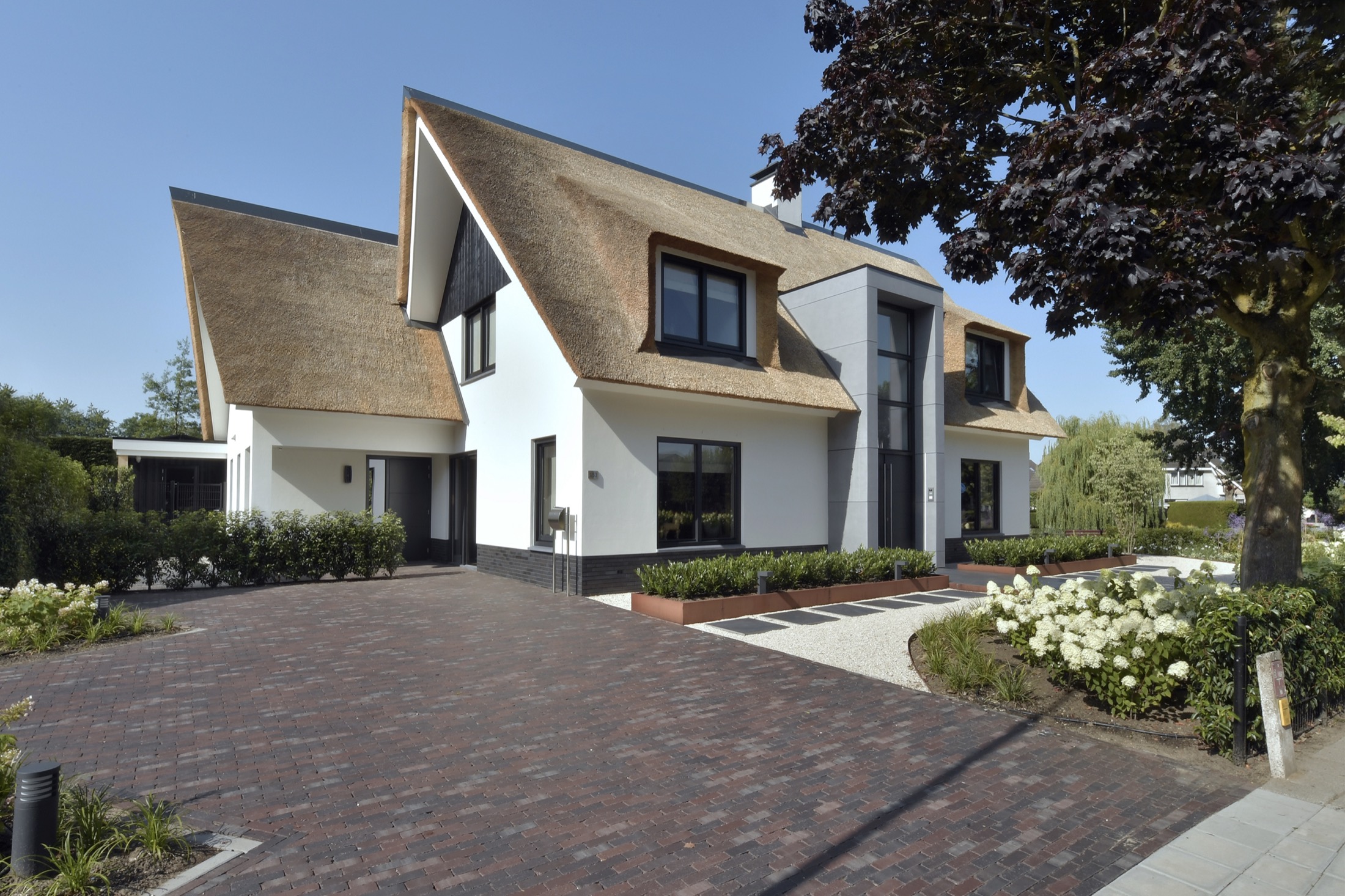 rietgedekte villa