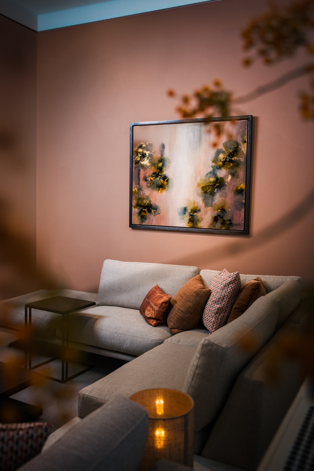 exclusieve wandkunst boven bank