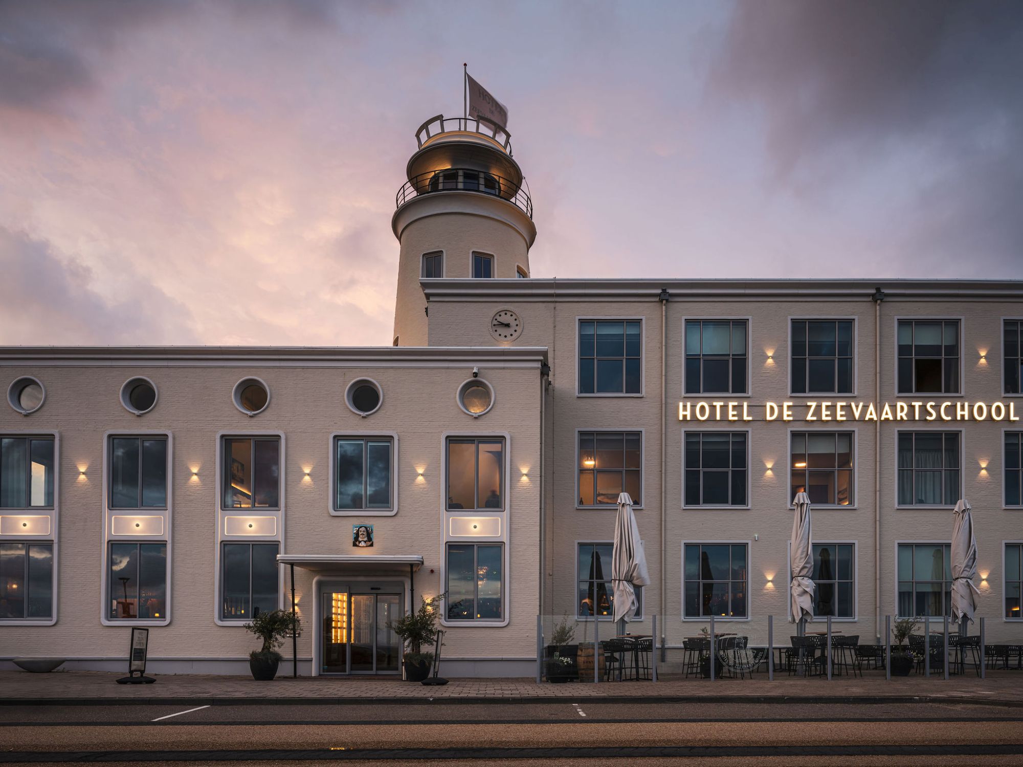 luxe hotel