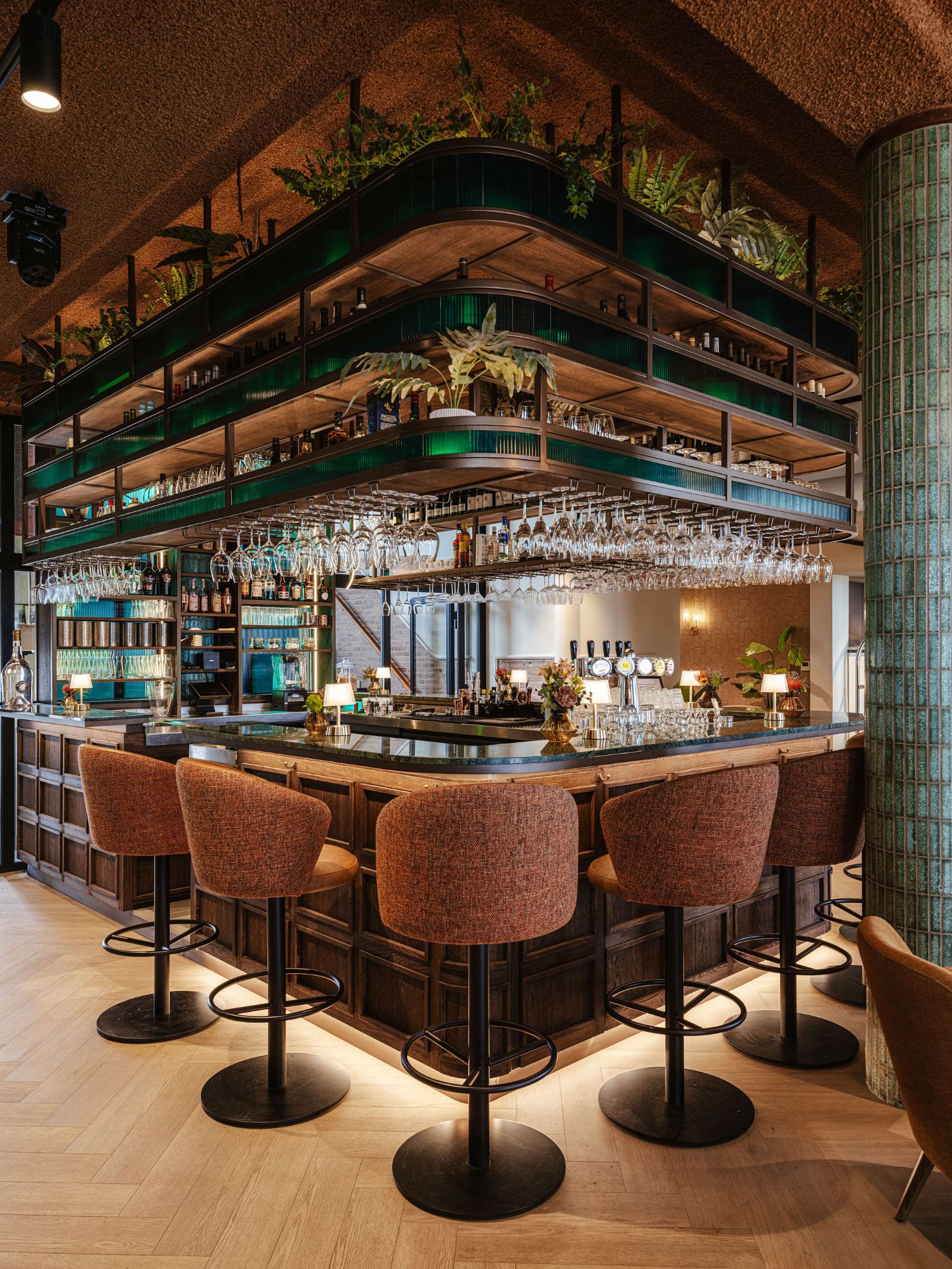 bar