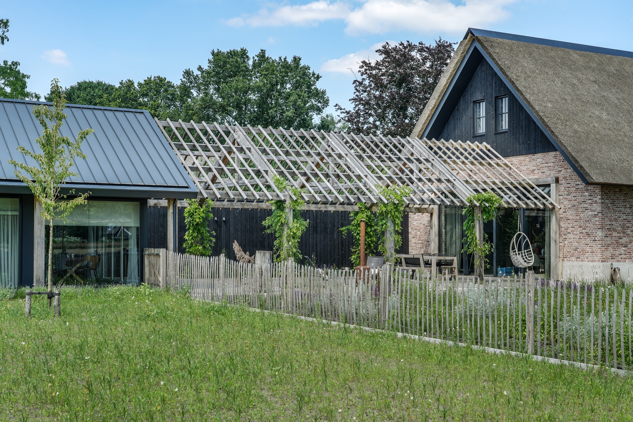 luxe architectuur boerderijwoning