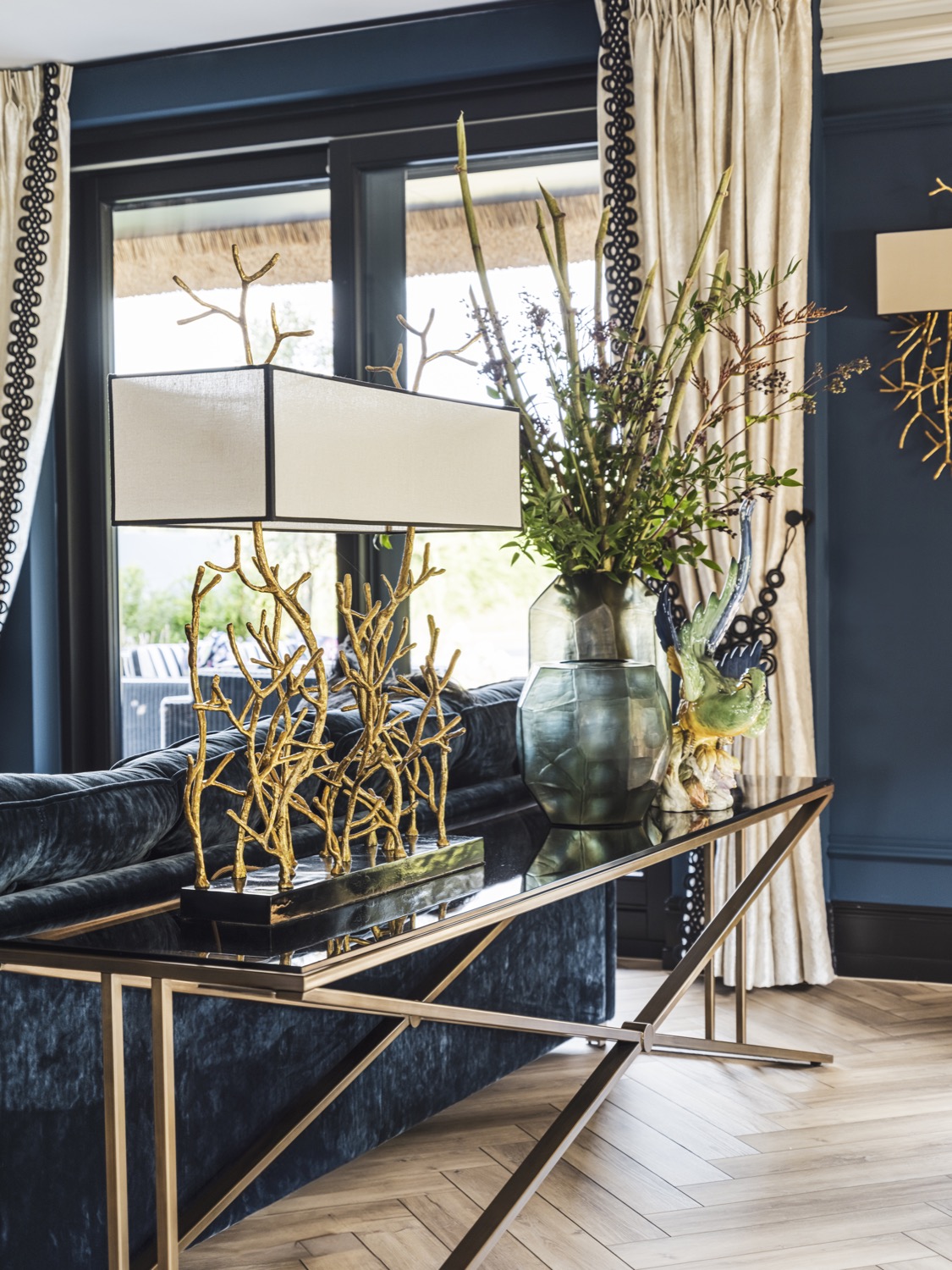 bank met side table