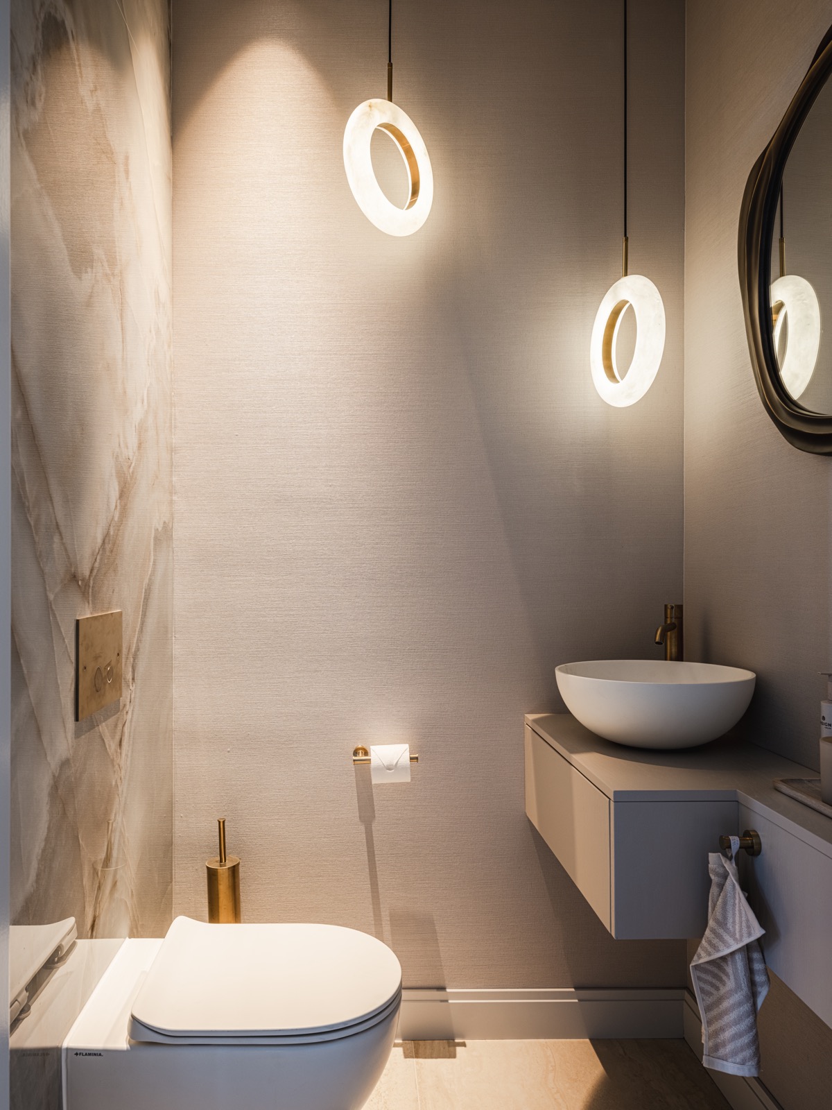 luxe toilet inrichitng