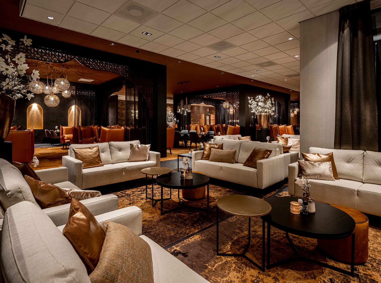 luxe eettafels en stoelen