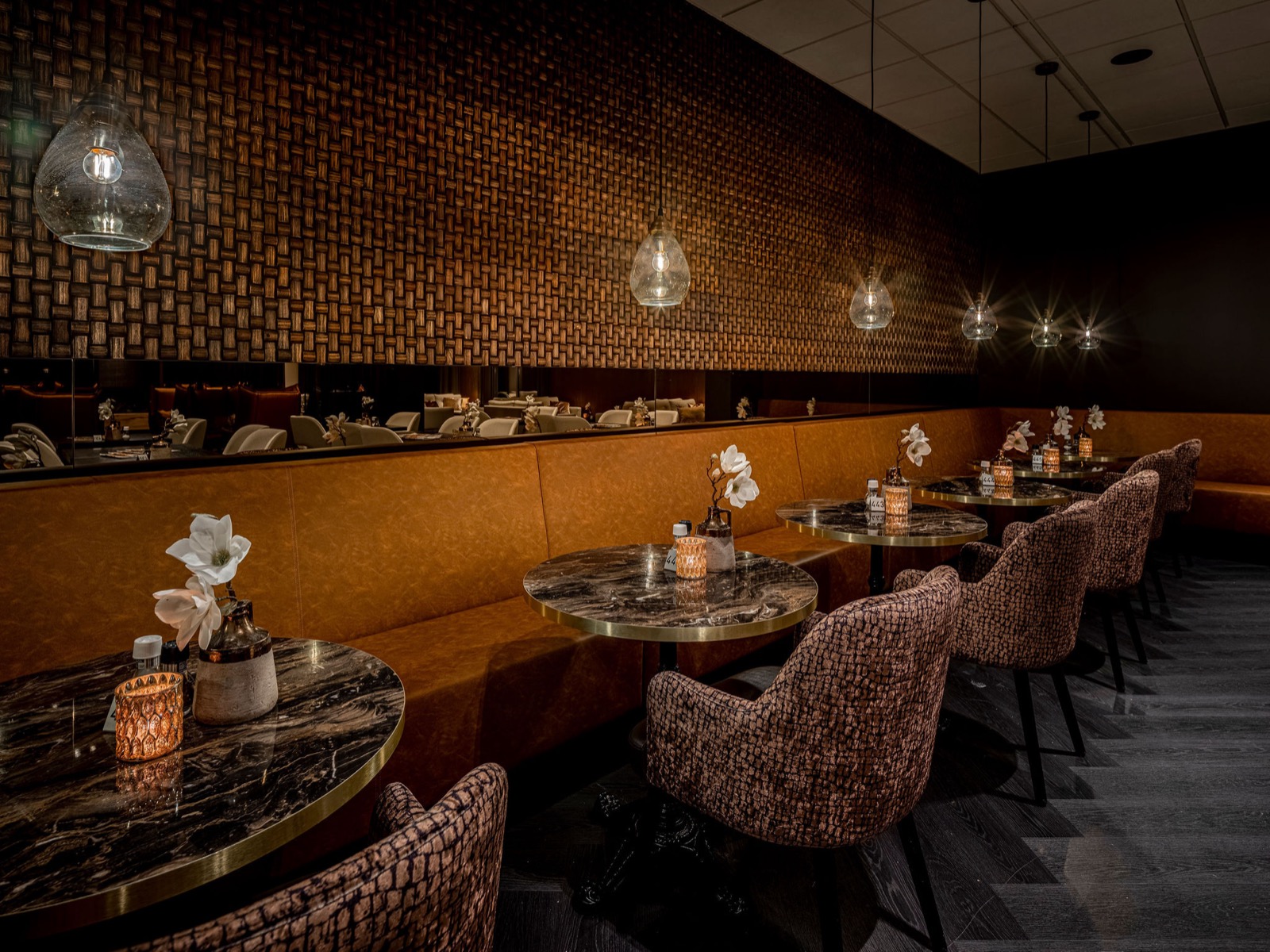 sfeervolle restaurant inrichting