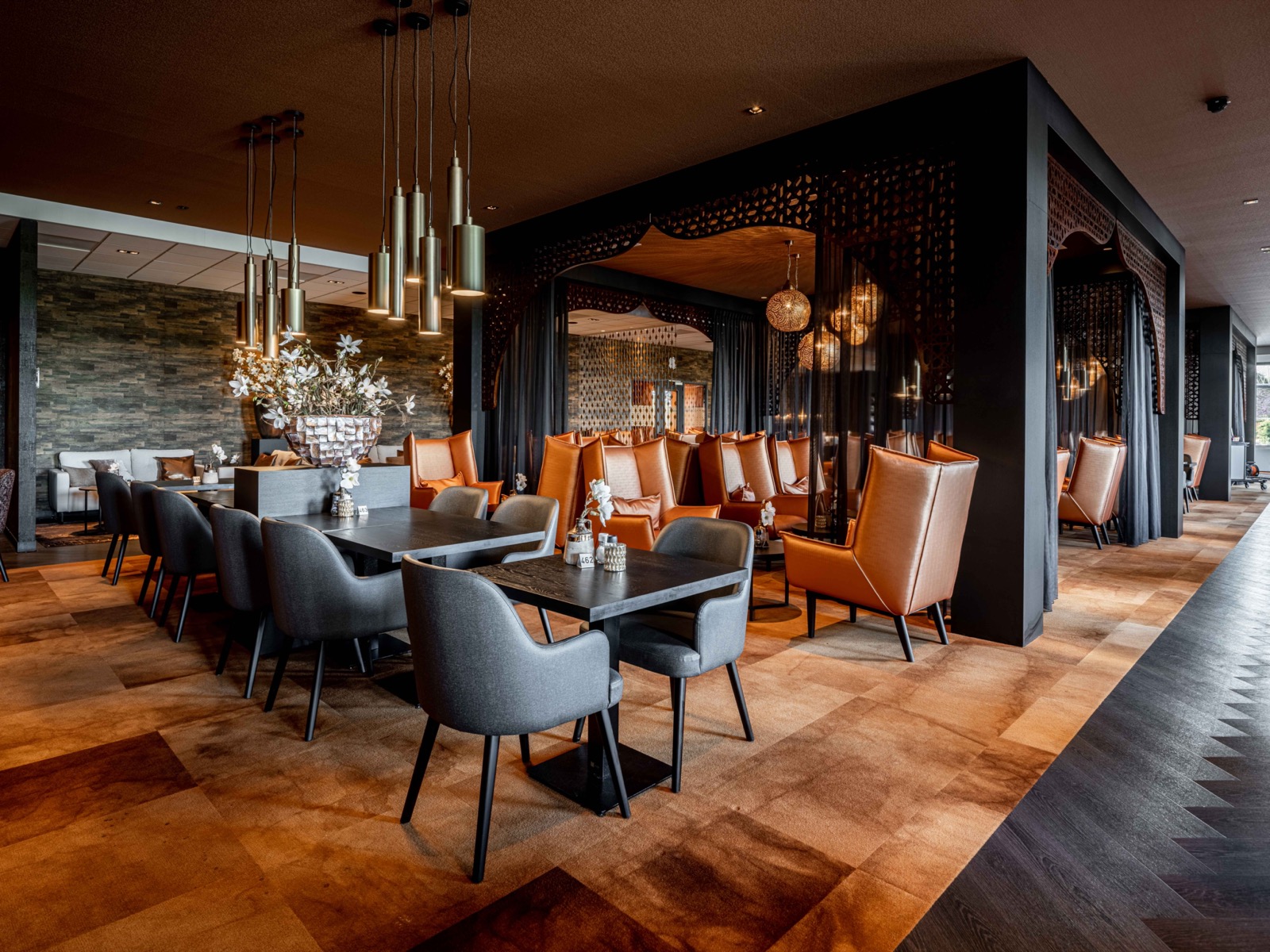 luxe meubels in restaurant