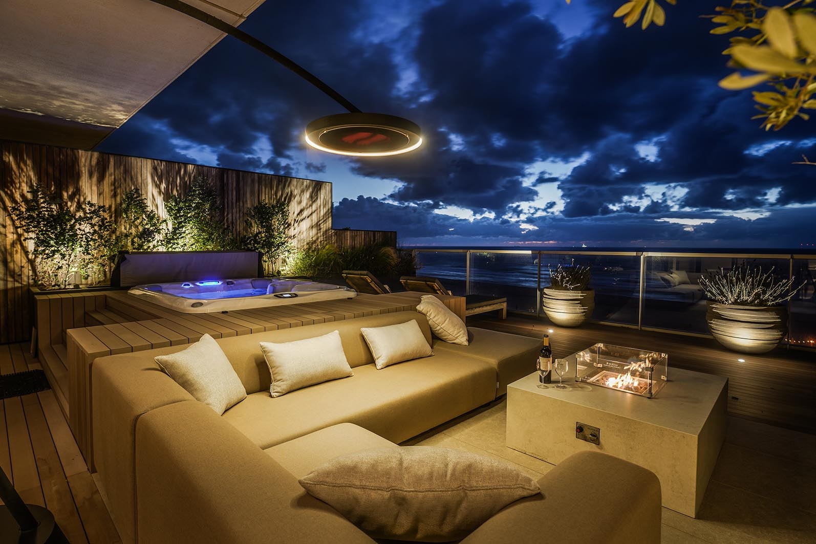 loungeterras met verlichting