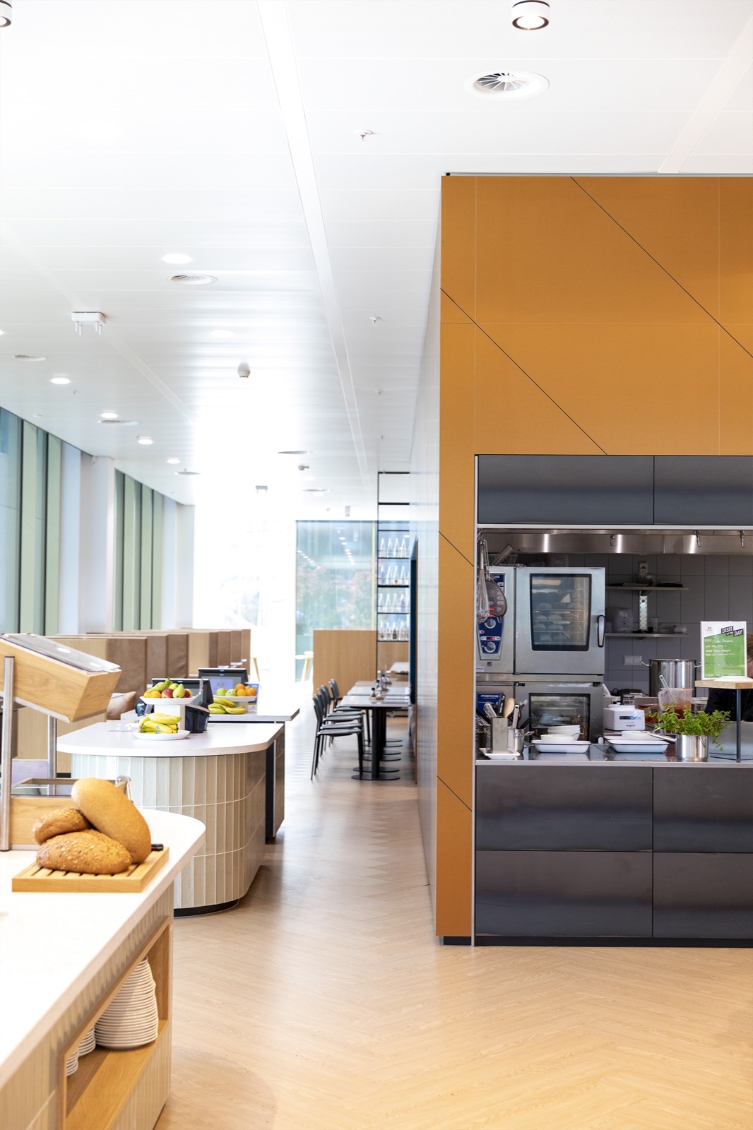 luxe interieur bedrijfskantine