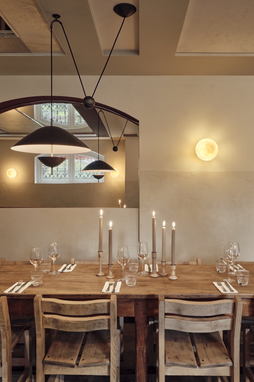 luxe tafel met stoelen