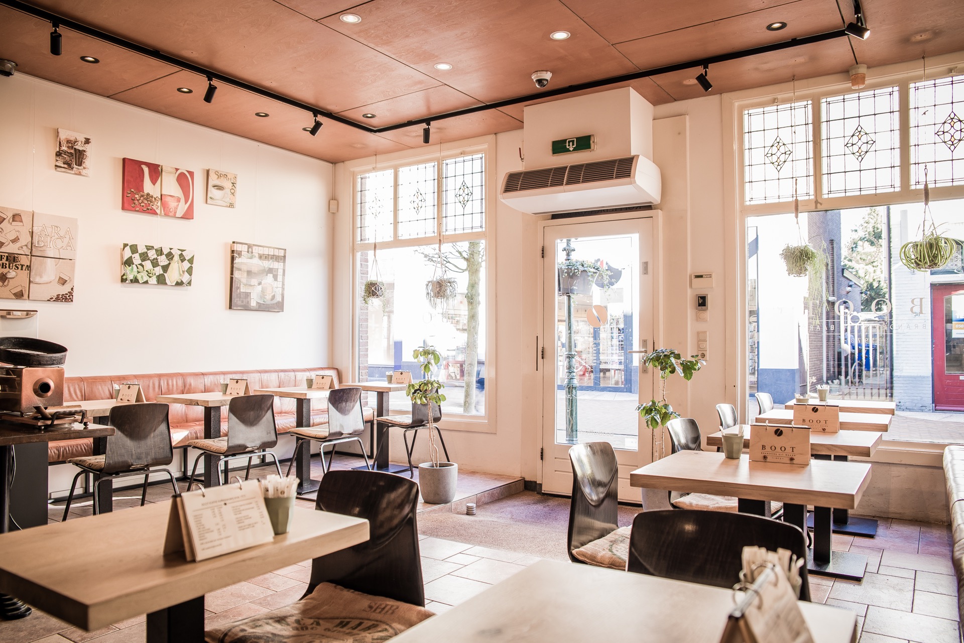 restaurant met design lampen