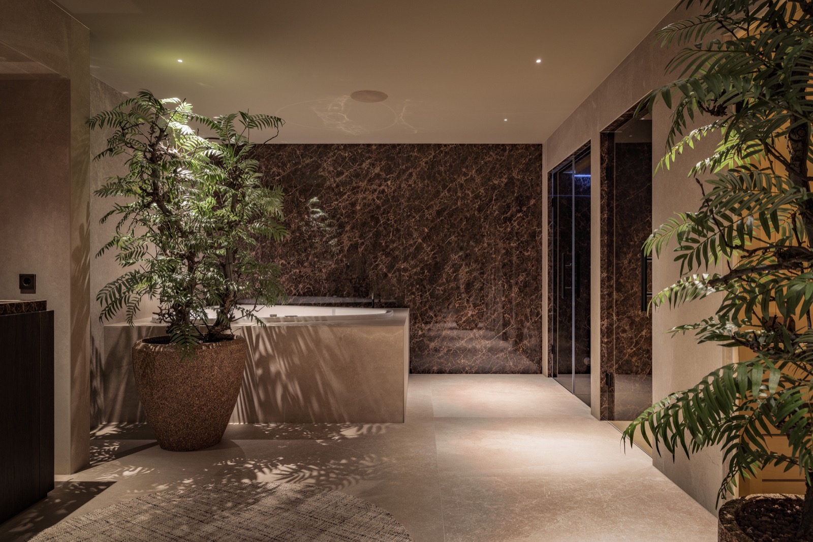 luxe verlichting in badkamer