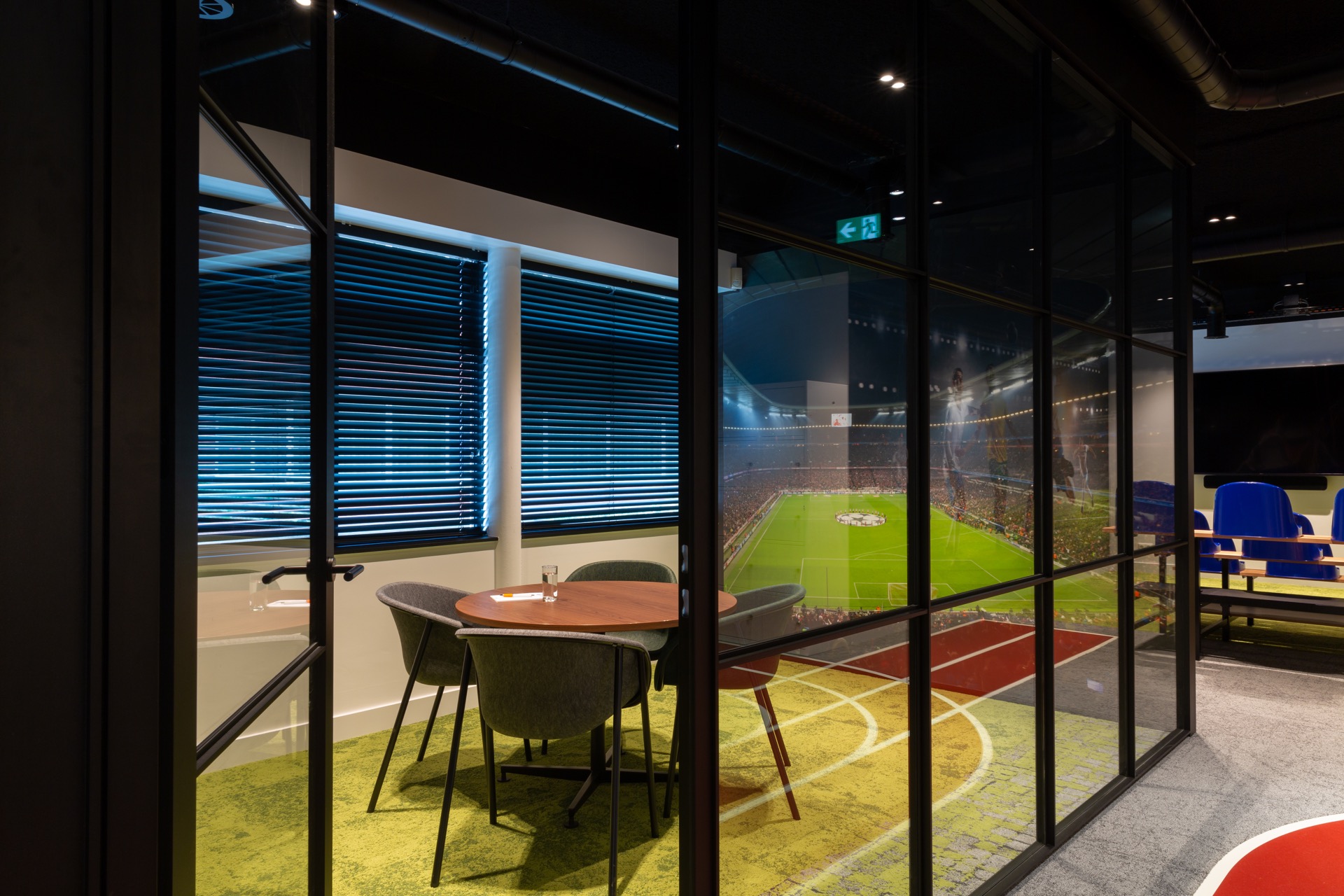 vergaderruimte met design verlichting