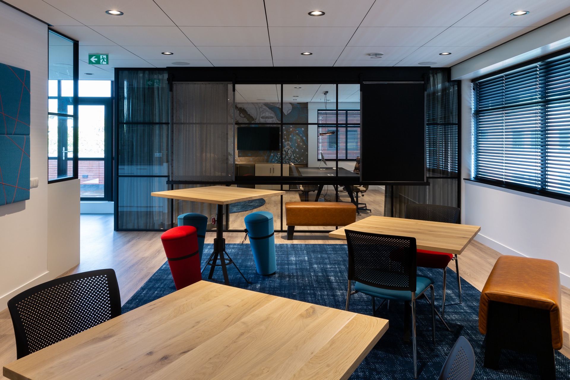 kantoorruimte met design verlichting