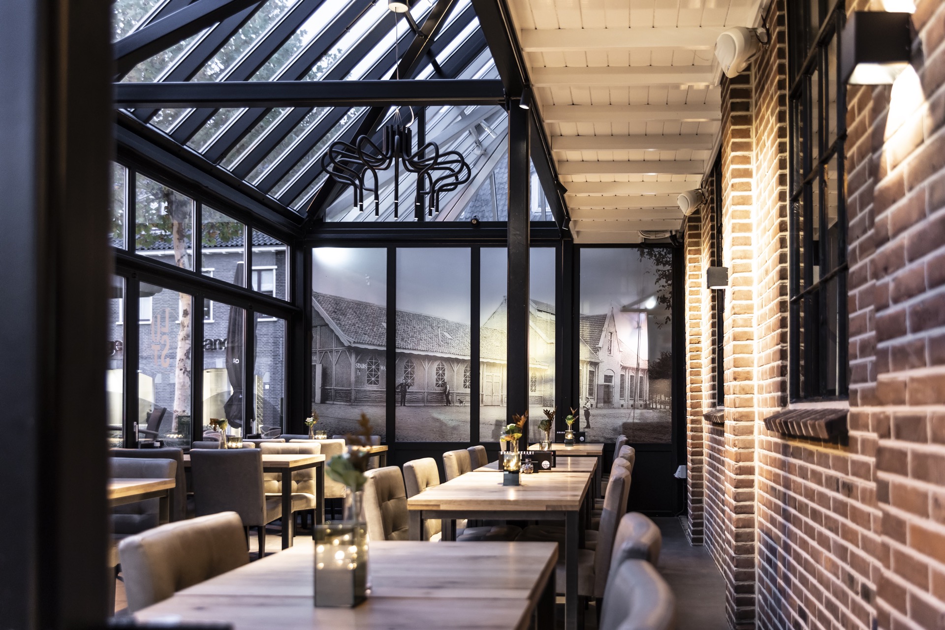 restaurant met luxe lichtplan