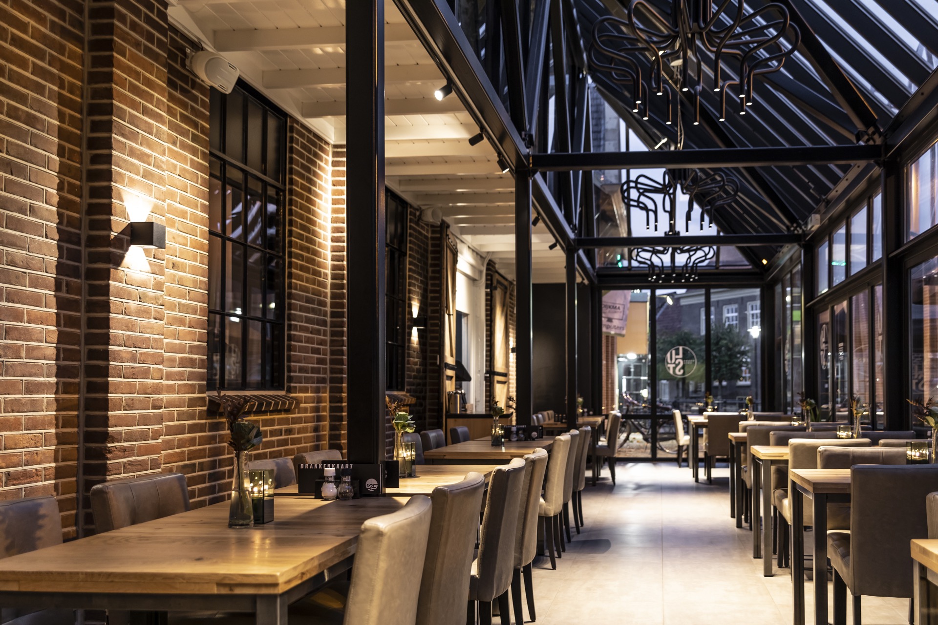 buitenterras met exclusieve verlichting