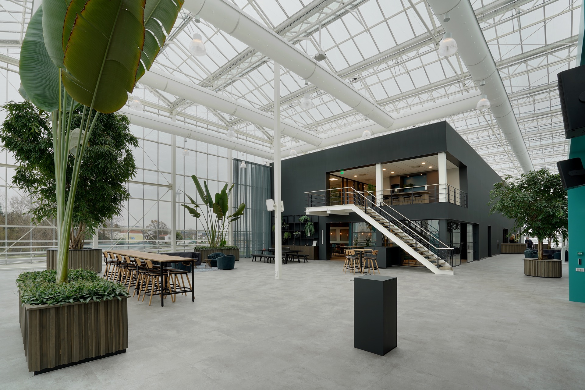 kantoor met luxe verlichting