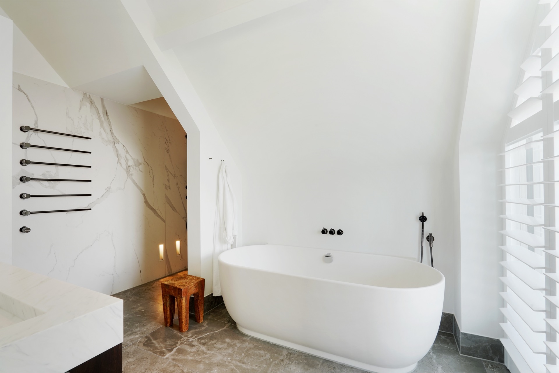 badkamer met luxe verlichting