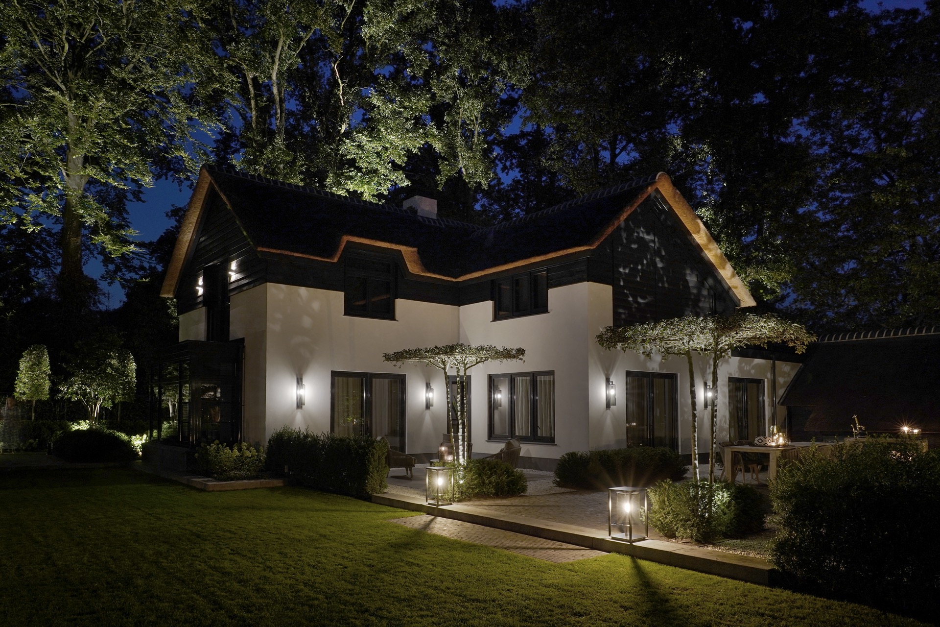 sfeervolle verlichting buiten