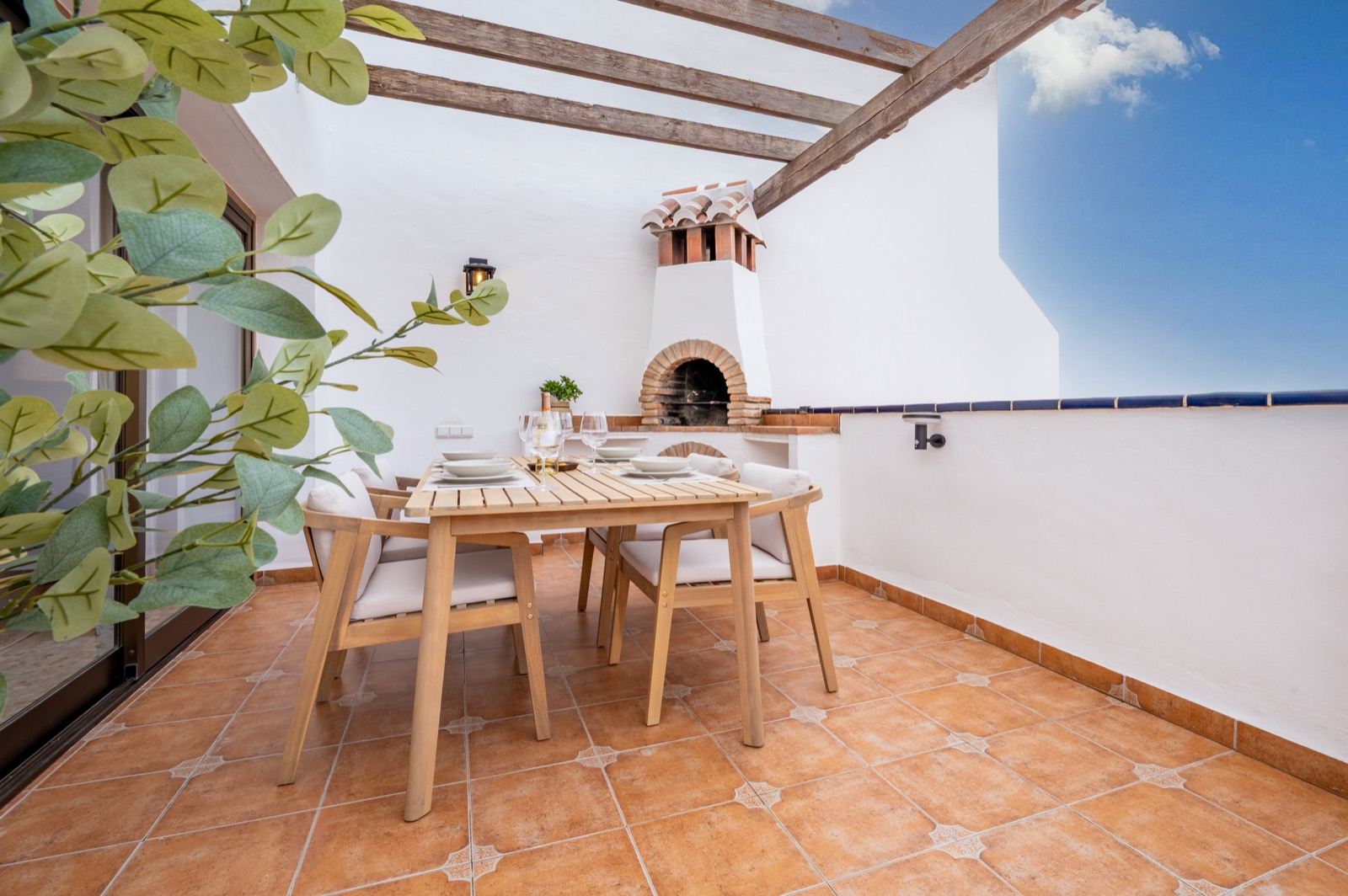 terras met luxe tuinmeubels