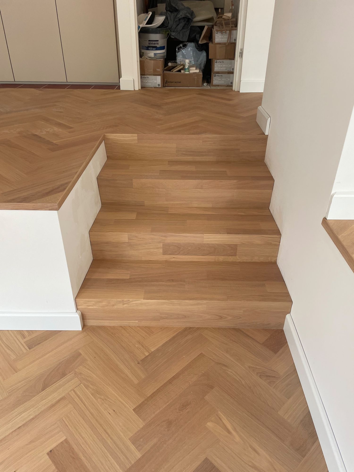 trap met houten vloer