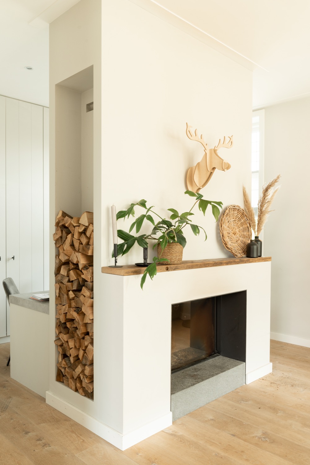 openhaard in woonkamer