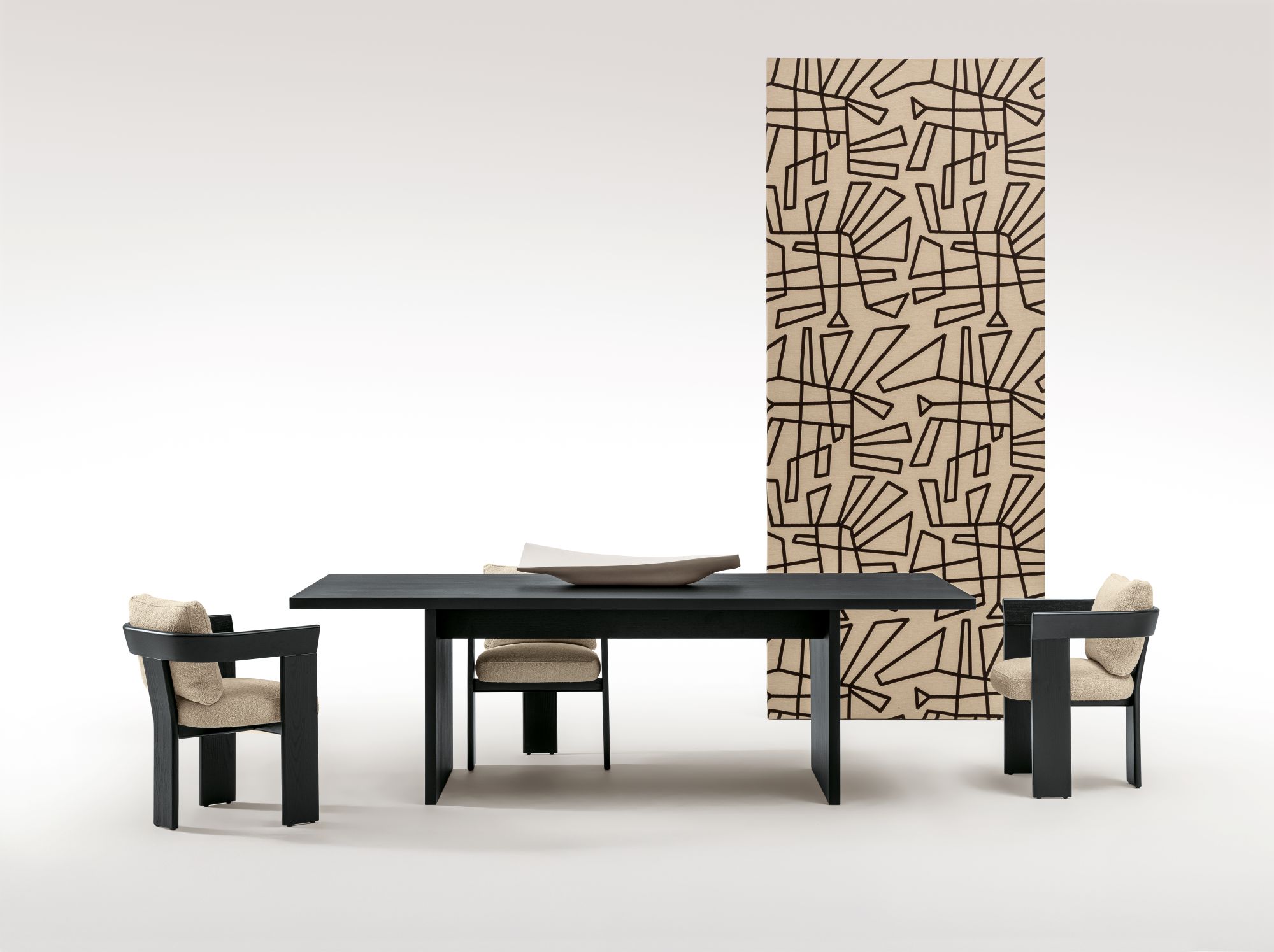 zwarte eettafel