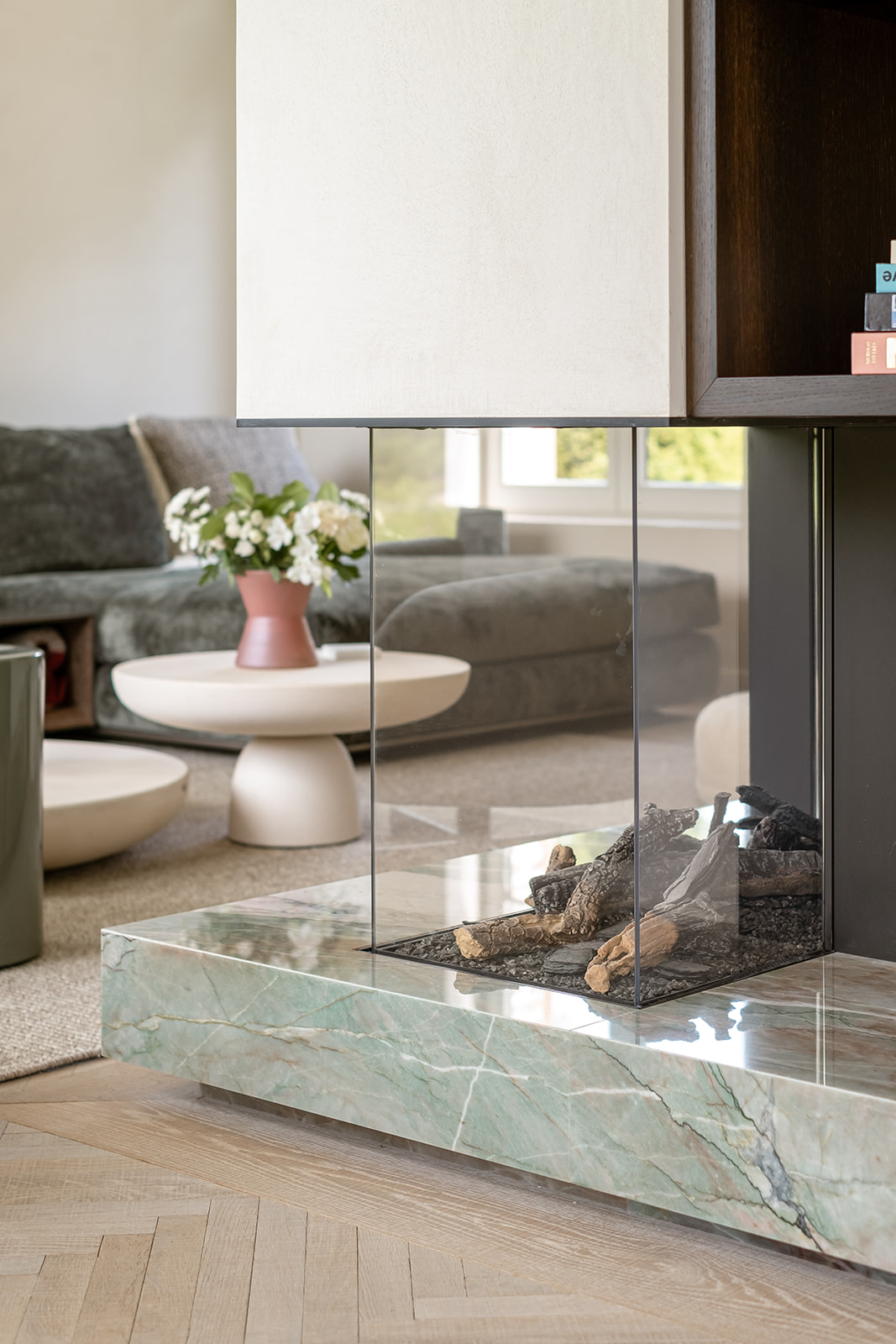 woonkamer met luxe wandafwerking