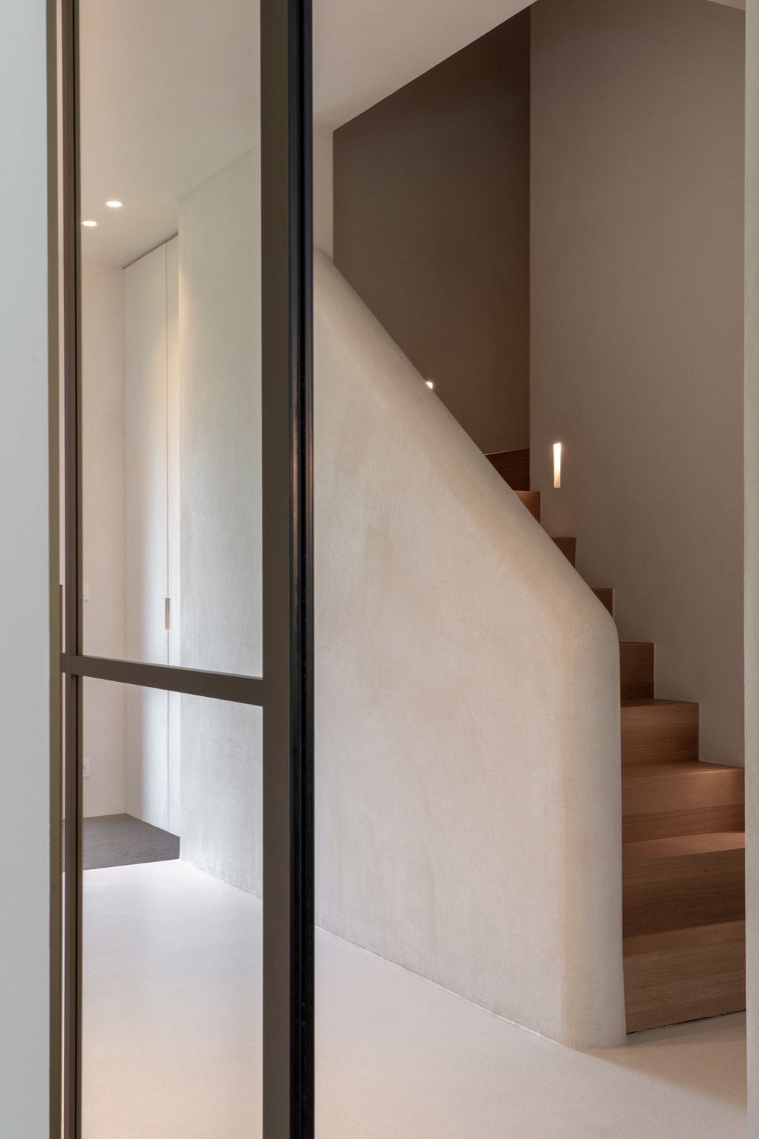 hal met luxe wandafwerking