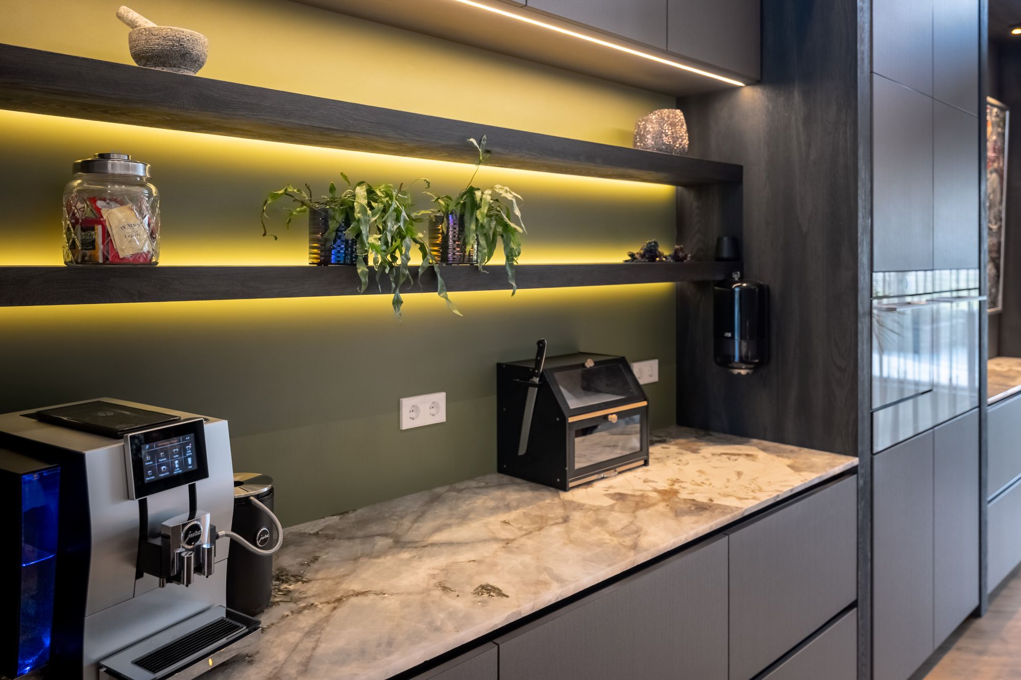 aanrecht met verlichting