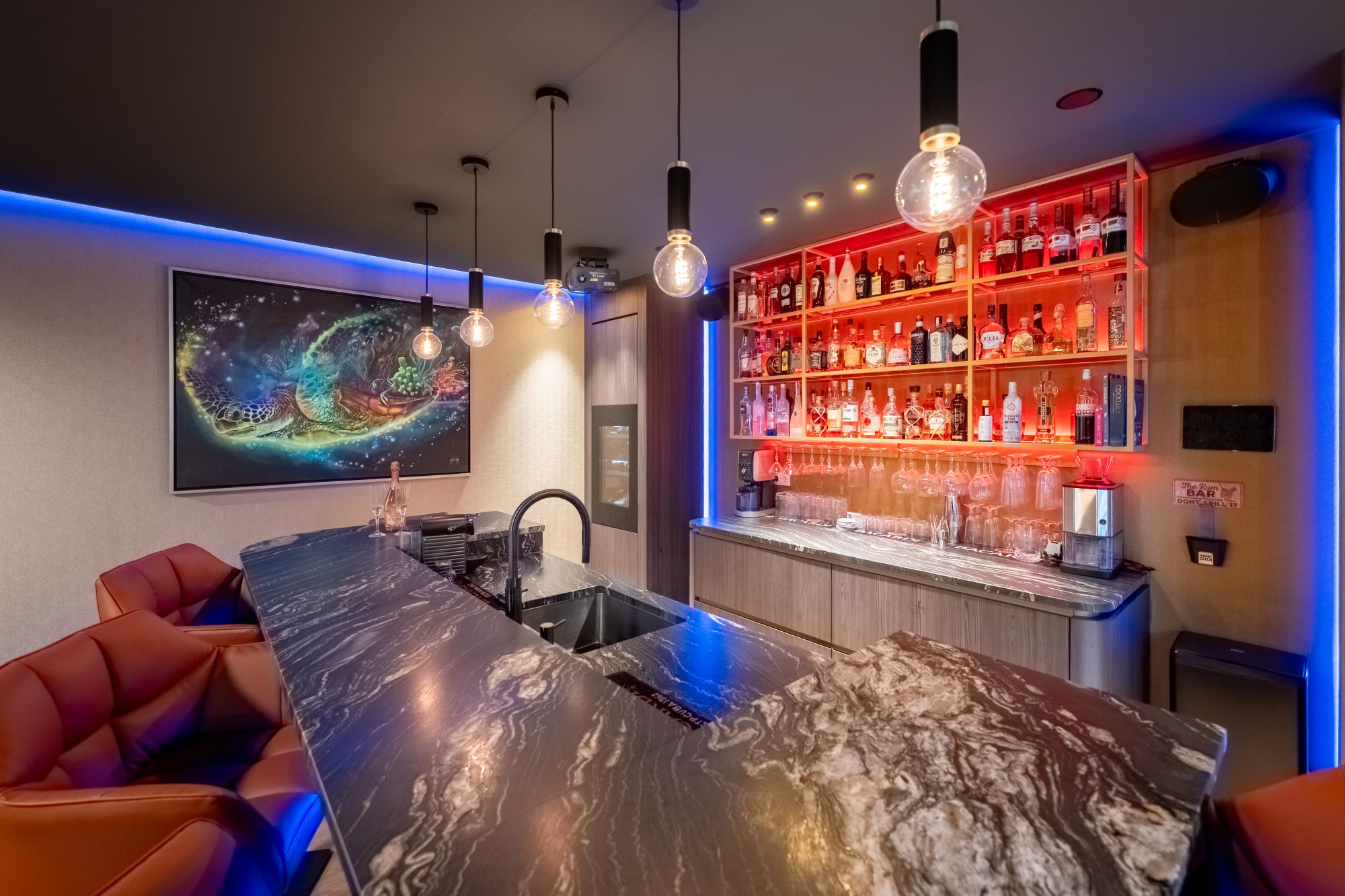 close up bar
