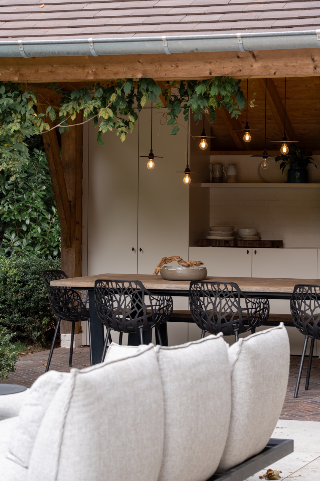 tuin met overkapping