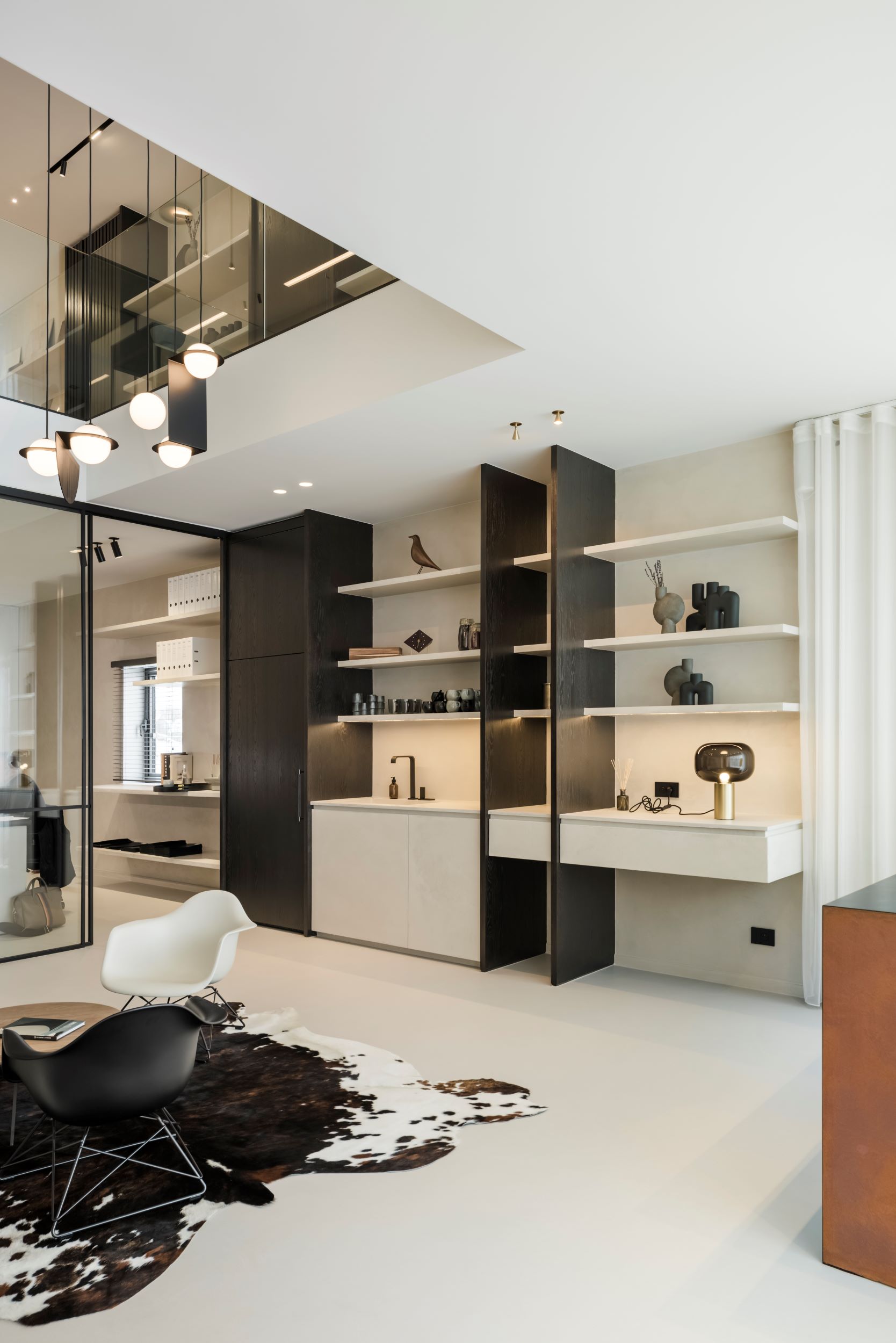 luxe showroom