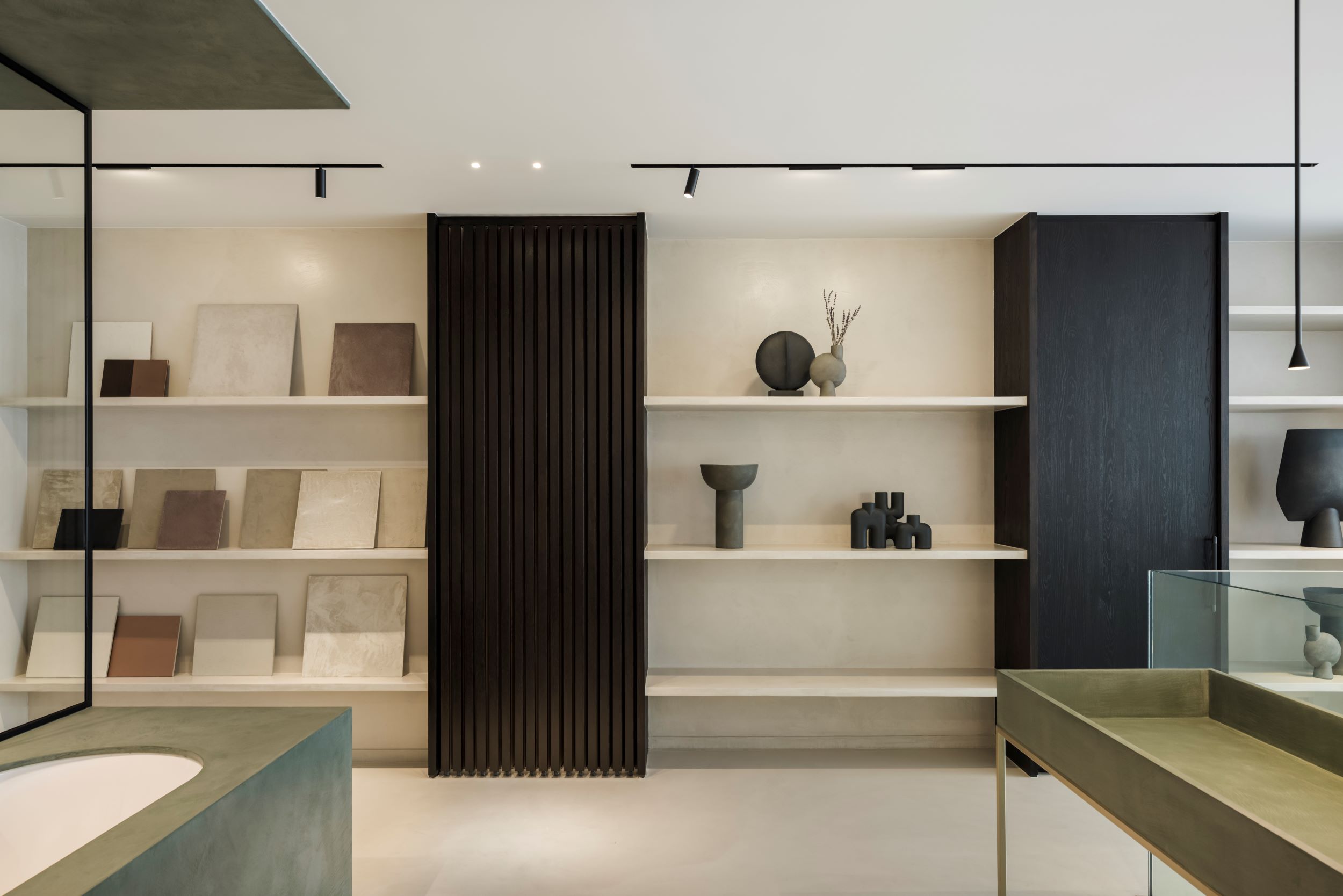 Luxe showroom