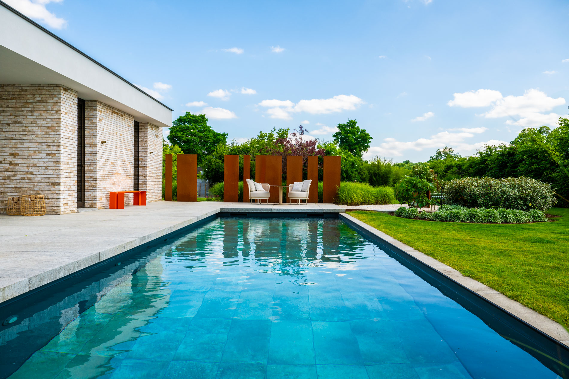 zwembad bij villa