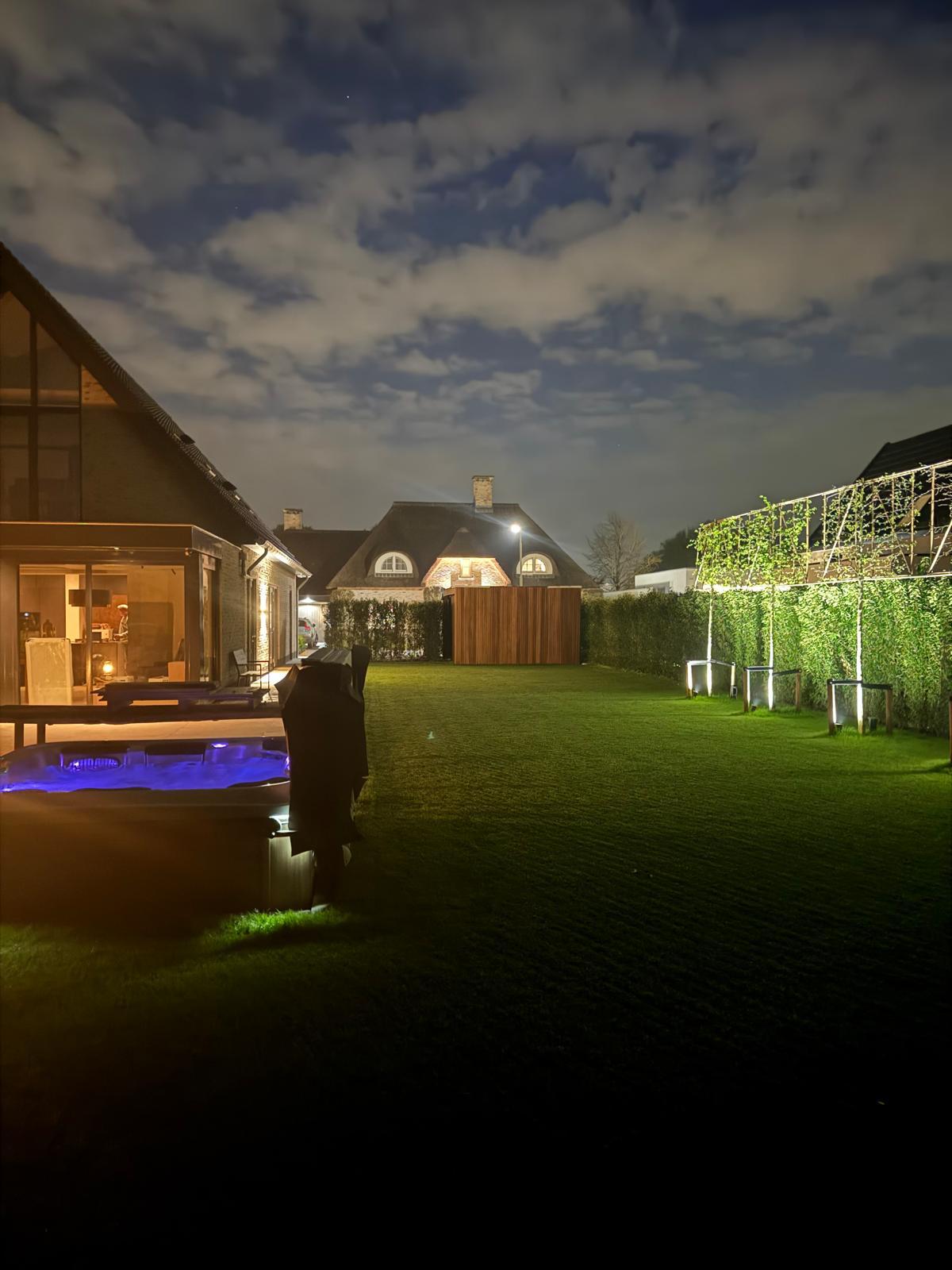 tuin met luxe wellness