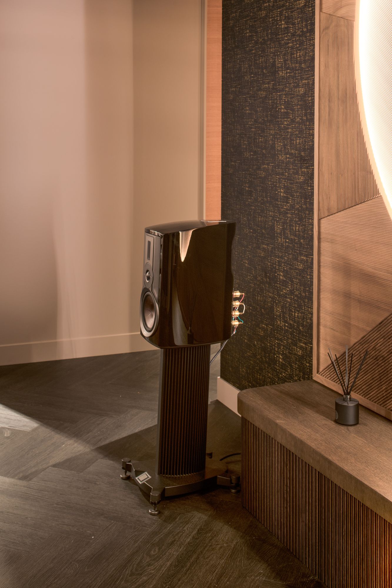 speakers