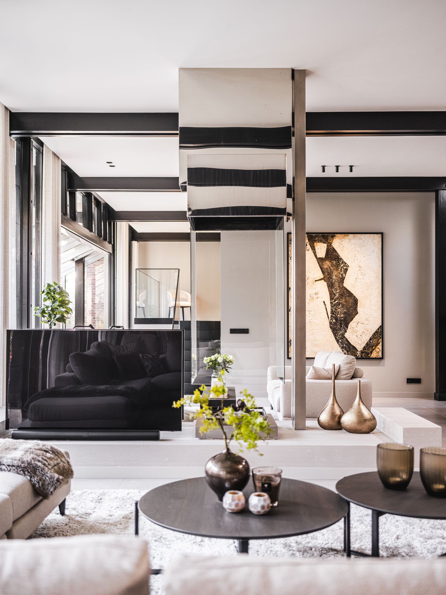 woonkamer met kunst