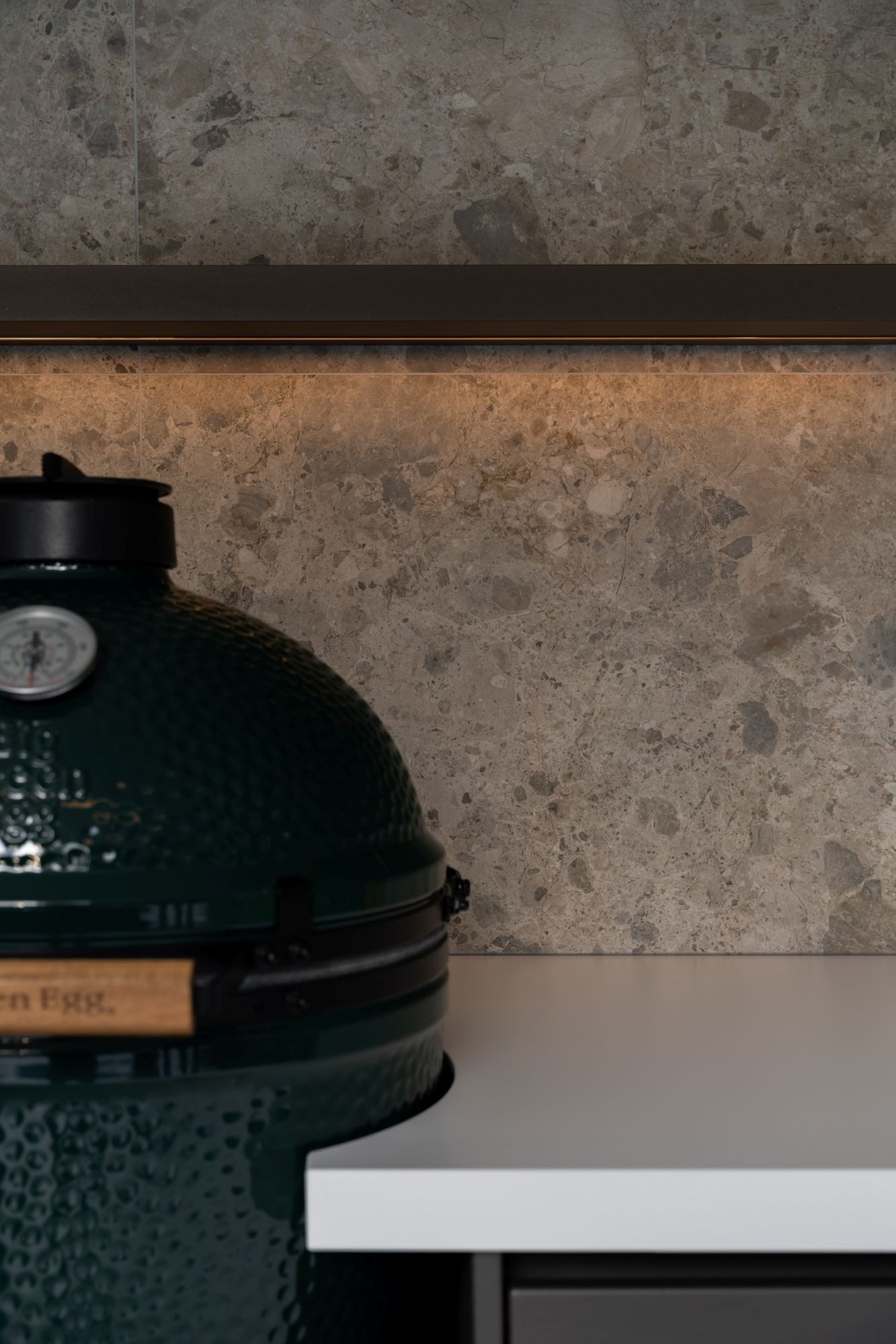 detail green egg