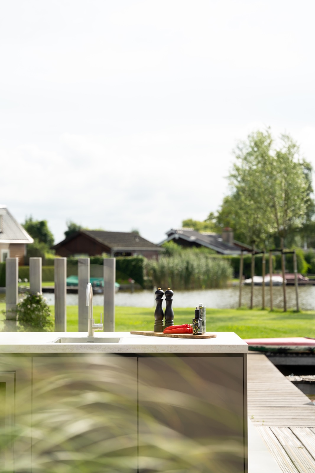 terras met exclusieve buitenkeuken