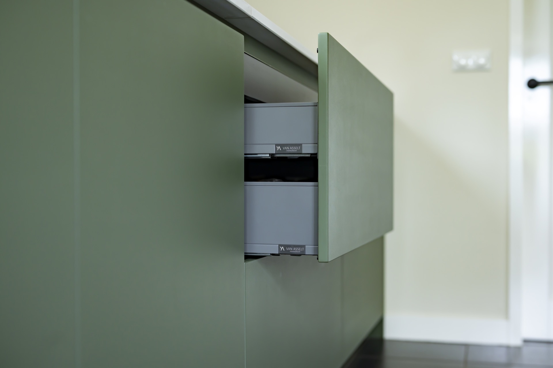 details greeploze kast