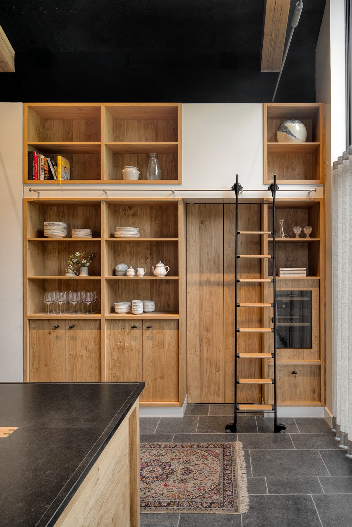 keuken met maatwerk kasten