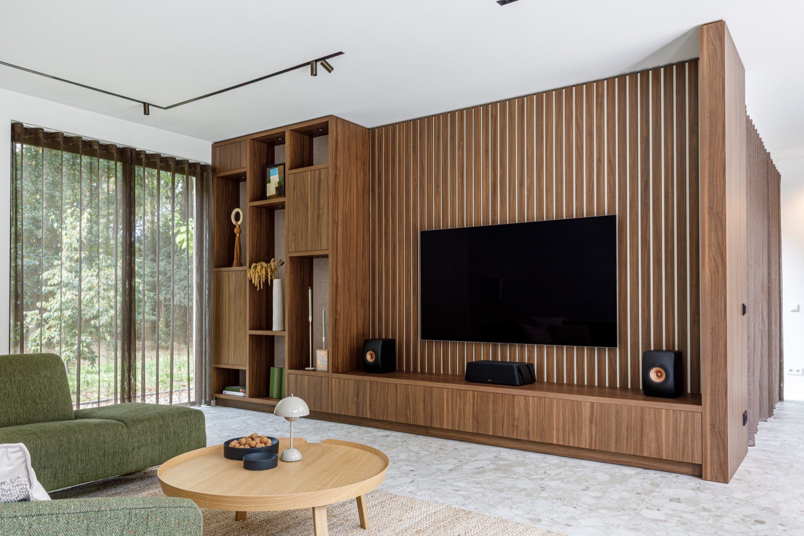 woonkamer met maatwerk tv-meubel