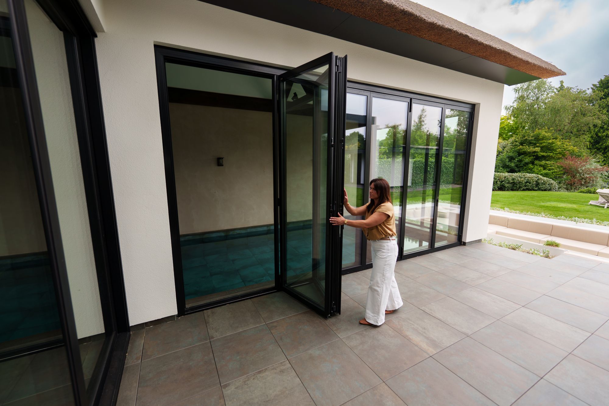 poolhouse met vouwwanden