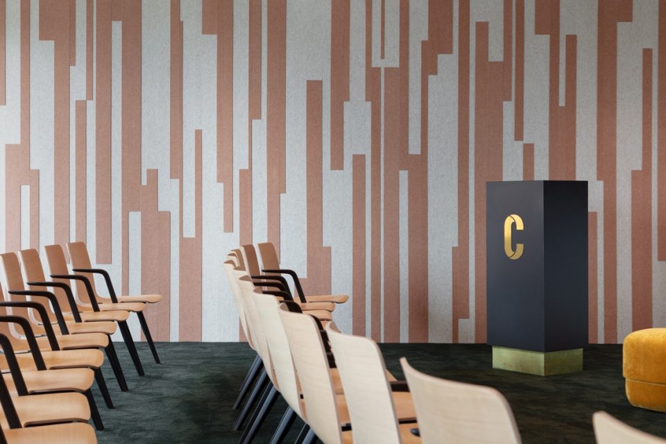interieur presentatie zaal